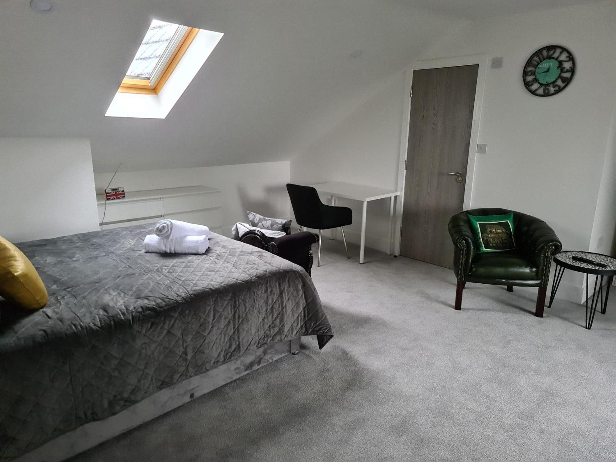Sav 5 Bed Luxury Detached House In Leicester Humberstone 外观 照片