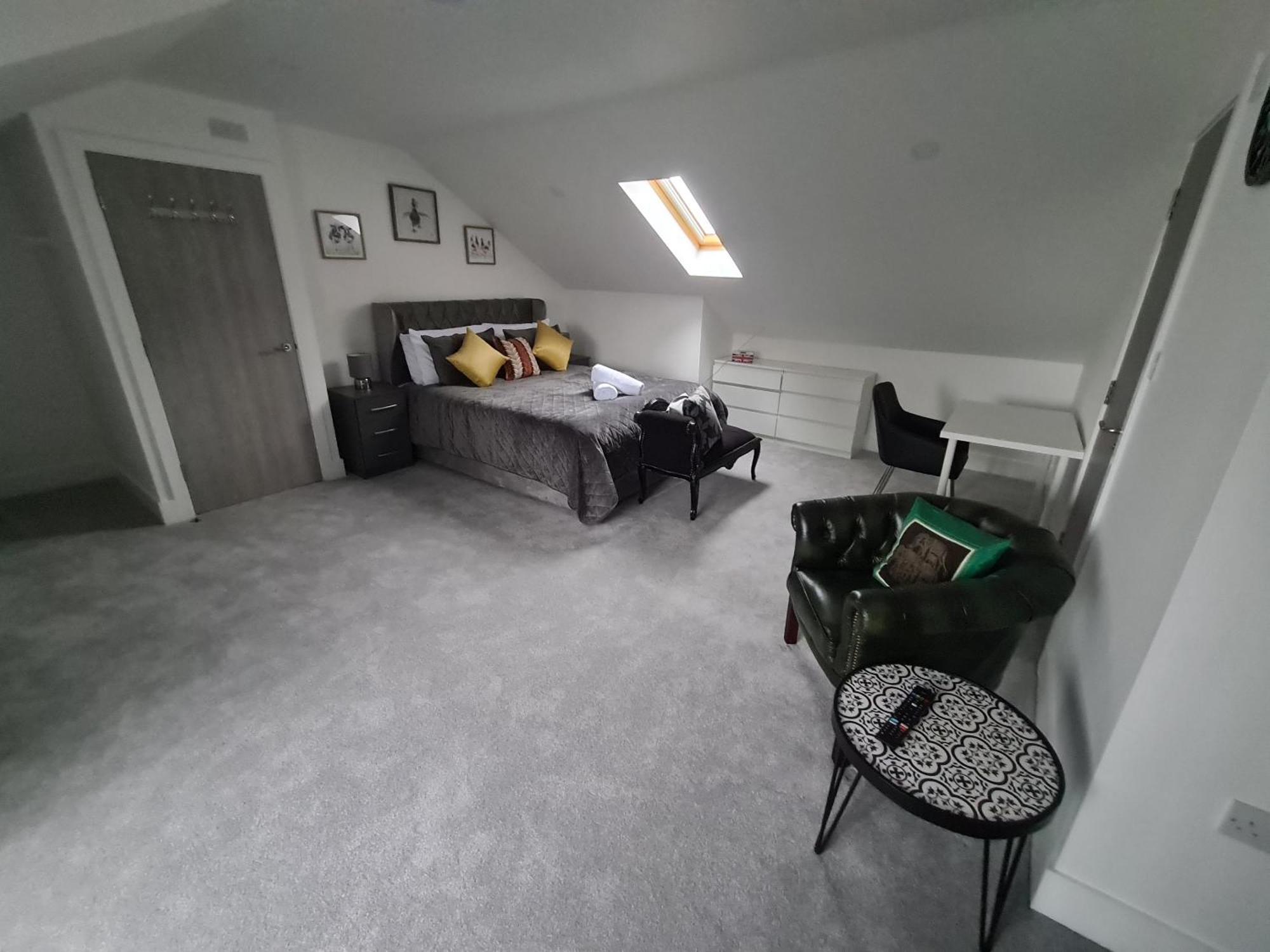 Sav 5 Bed Luxury Detached House In Leicester Humberstone 外观 照片