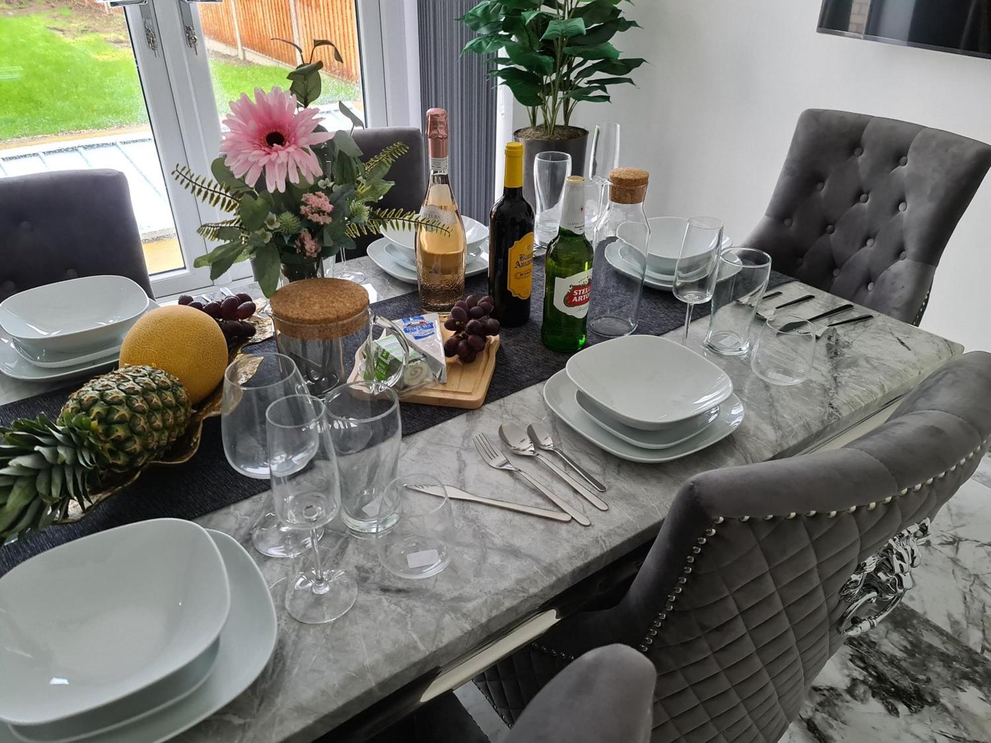 Sav 5 Bed Luxury Detached House In Leicester Humberstone 外观 照片